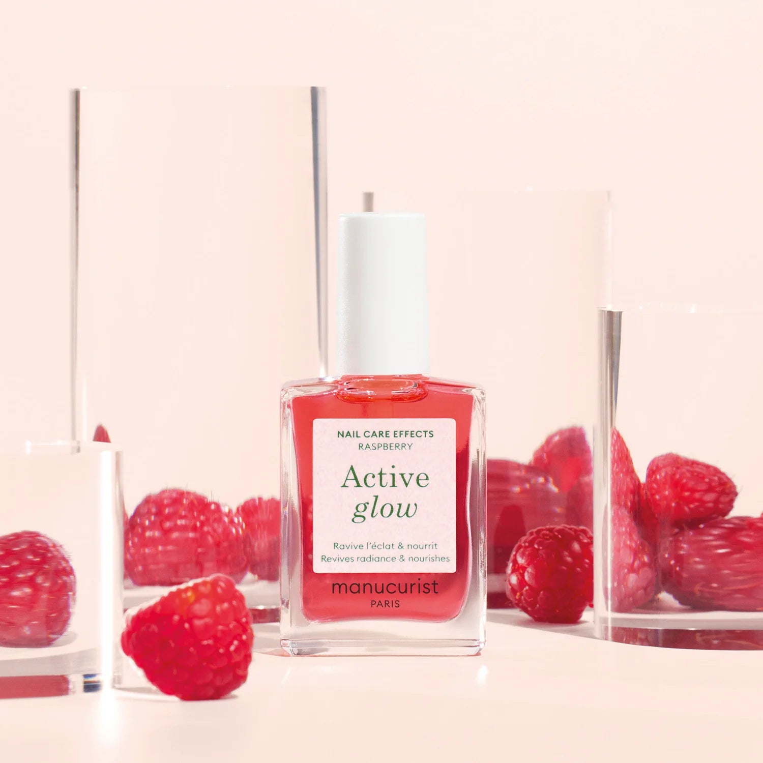 Manucurist Active Glow Raspberry – natural nail care polish with raspberry extract and mirror-shine finish.