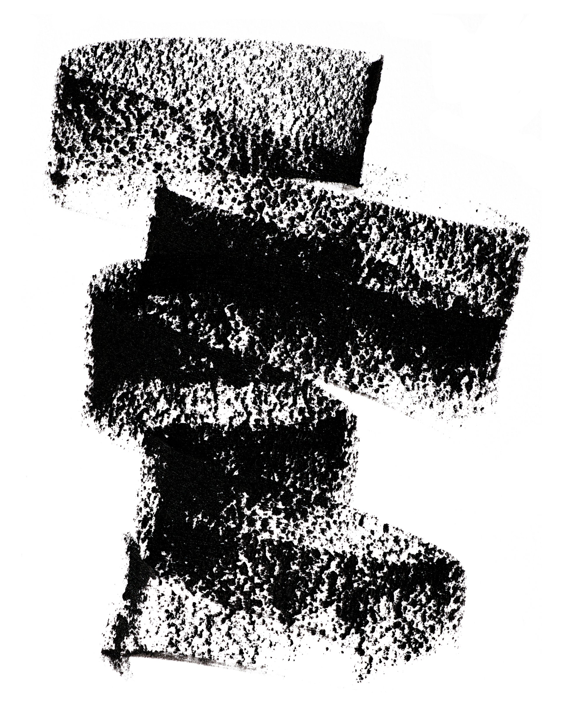 A swatch of the Manasi 7 eye and lip definer in the shade petunia